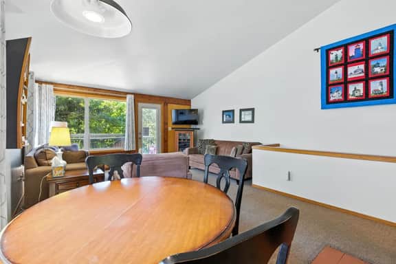 Spruce Getaway - Image 5