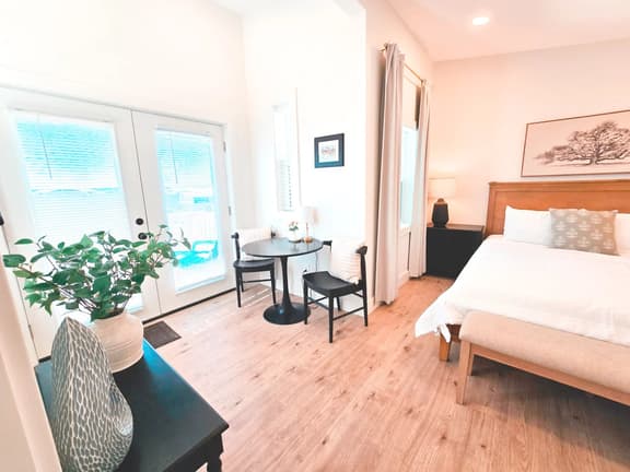 Alta Mar | Heart of Rockaway Studio - Image 1